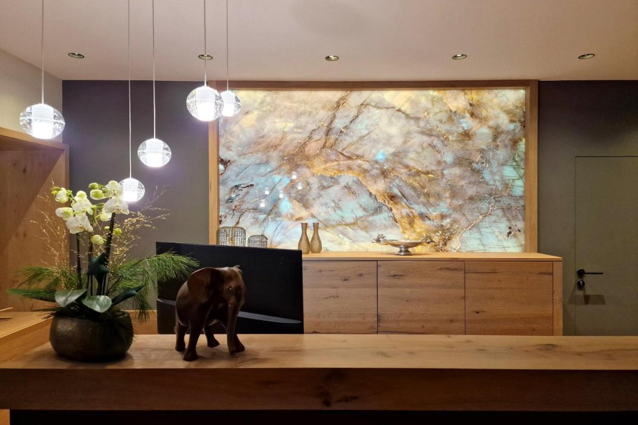Lech Valley Lodge Warth  Экстерьер фото